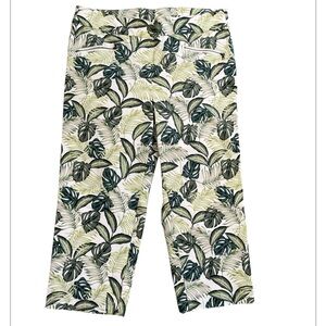 Nue Options capris palm tree print  size 16 comfy slip on plus size summer